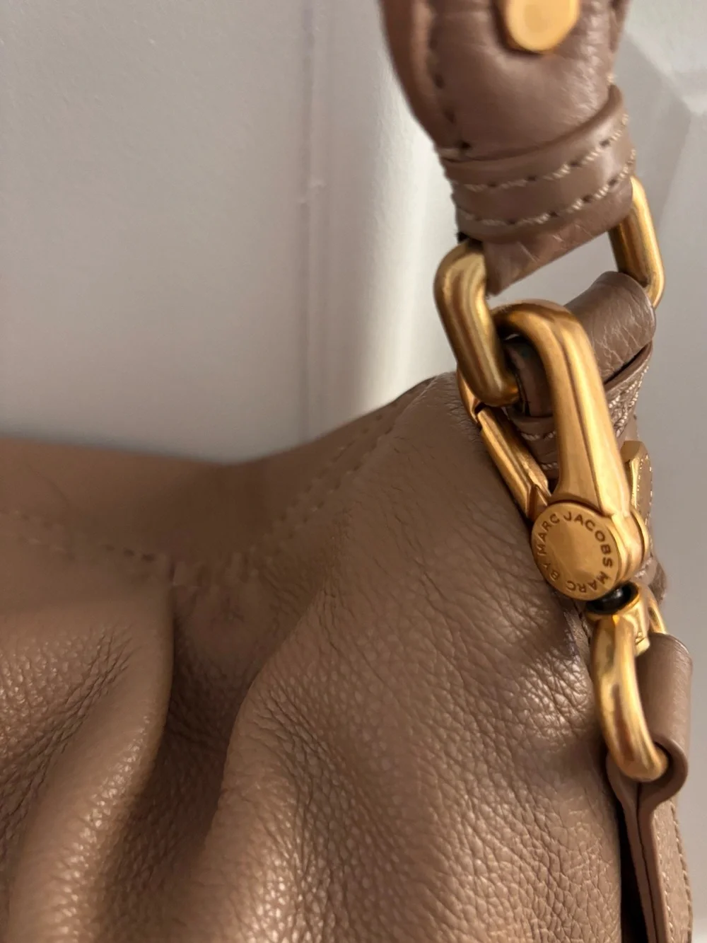 Marc by Marc Jacobs Taupe Pebbled Leather Shoulder Bag with Gold Hardware